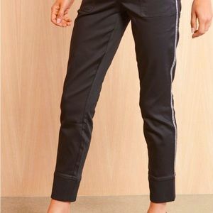 Level 99 size 25 joggers